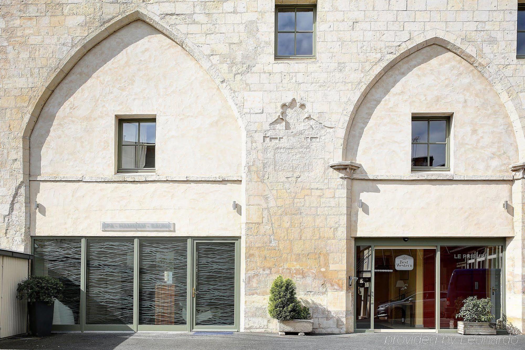 Hotel Restaurant Le Dauphin Et Le Spa Du Prieure Caen Buitenkant foto