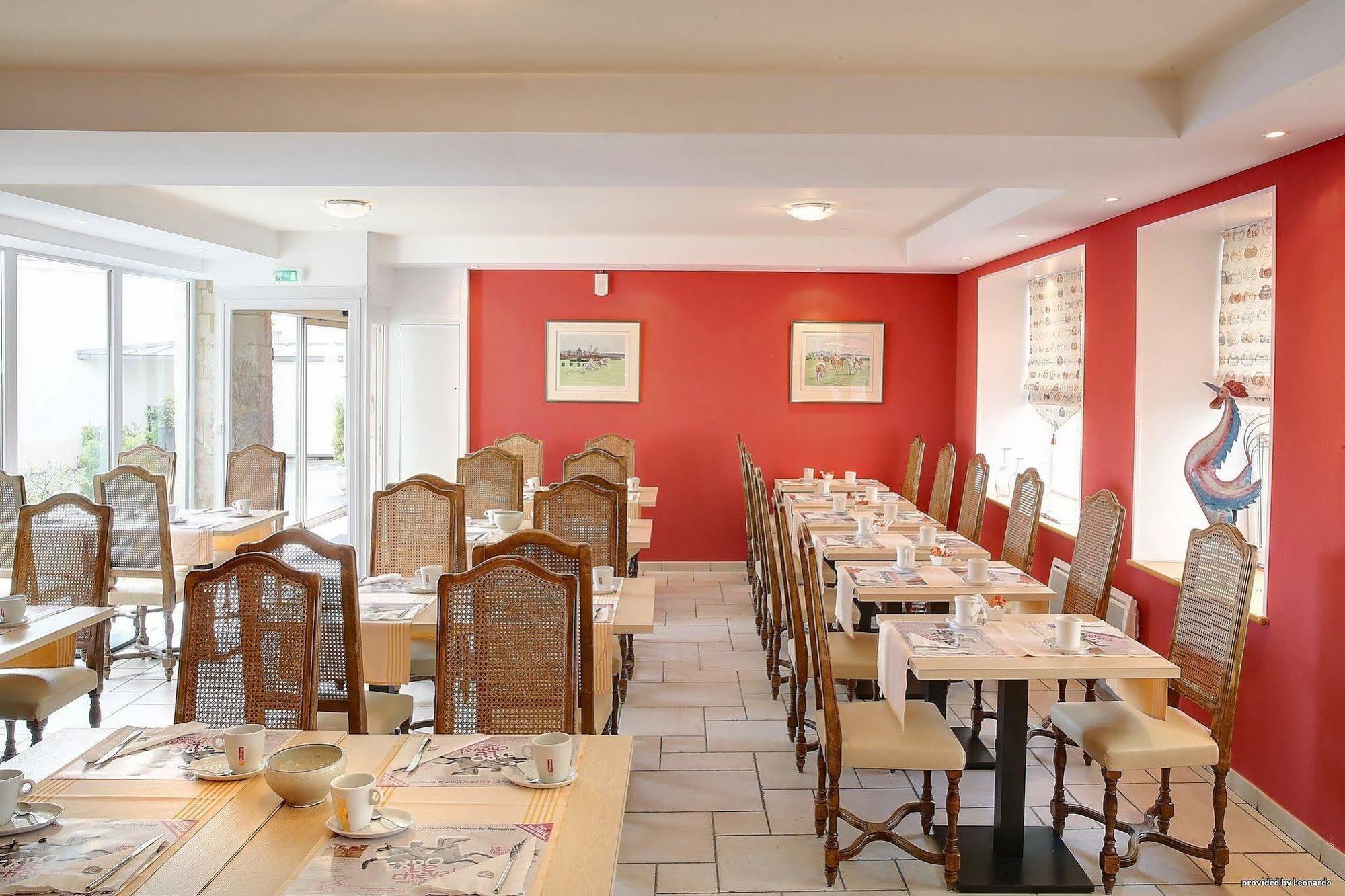 Hotel Restaurant Le Dauphin Et Le Spa Du Prieure Caen Buitenkant foto